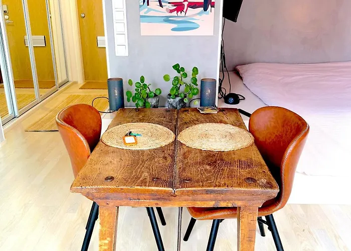 شقة The Cutest In *